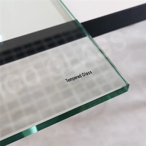 Hartowane szkło do drzwi prysznicowych