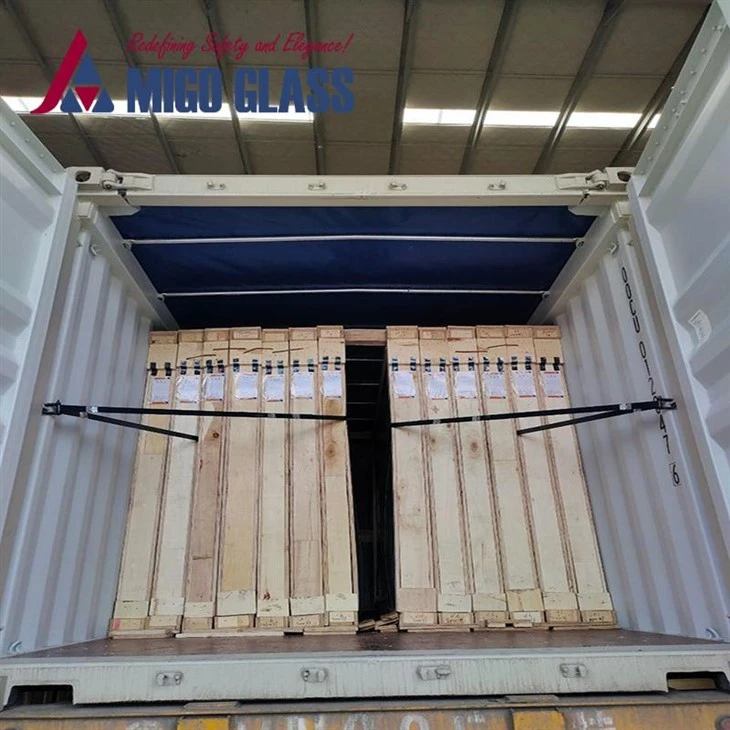 padel glass loading